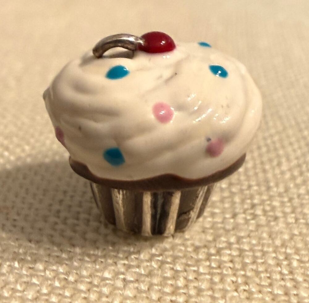 Vintage Brighton Cupcake Bracelet Charm